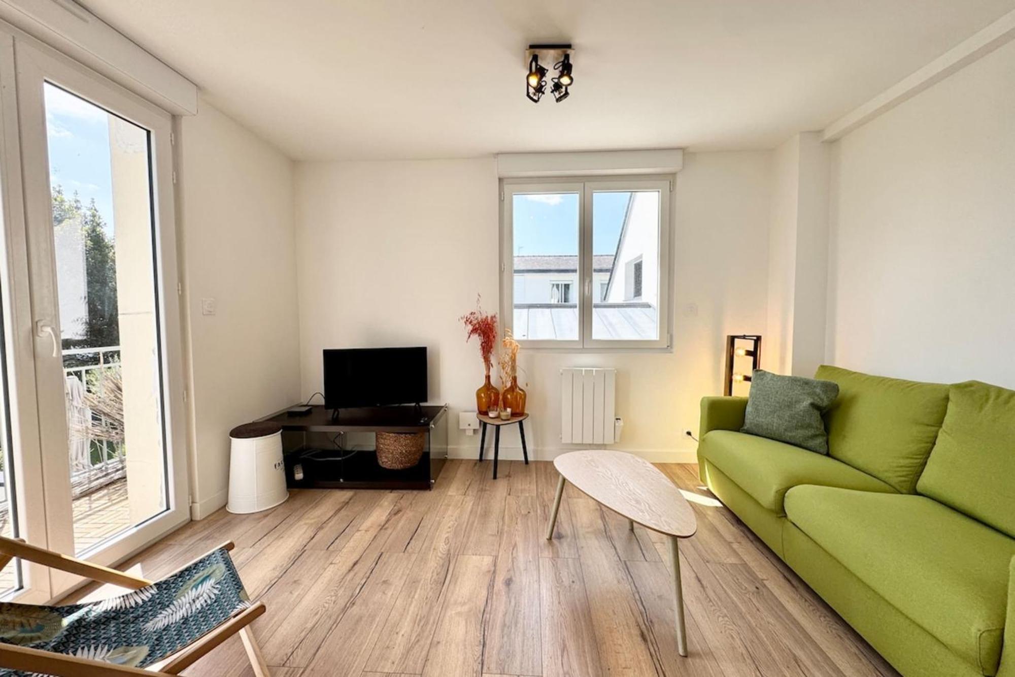 T2 - Balcon - Au Coeur Des Chenes Appartement *
